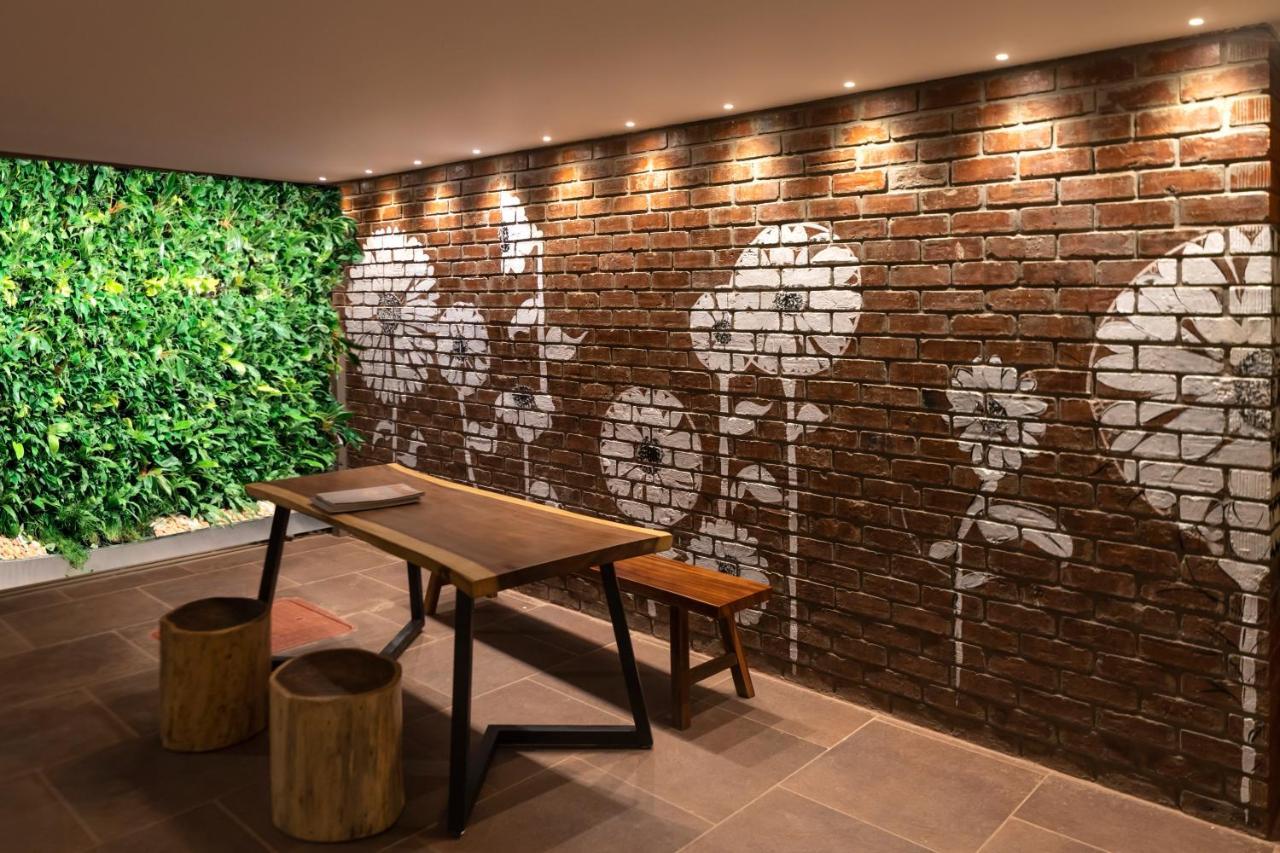 Hotel Avora Tree By Rivido Kempegowda Airport Road Dod Jala エクステリア 写真